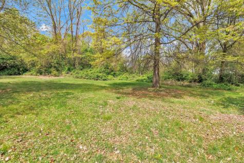 2803 Broadbridge Avenue Stratford CT 06614