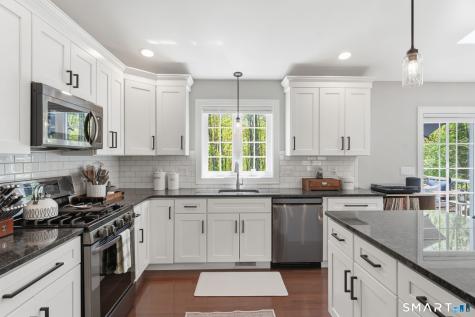 21 Juniper Road Bloomfield CT 06002