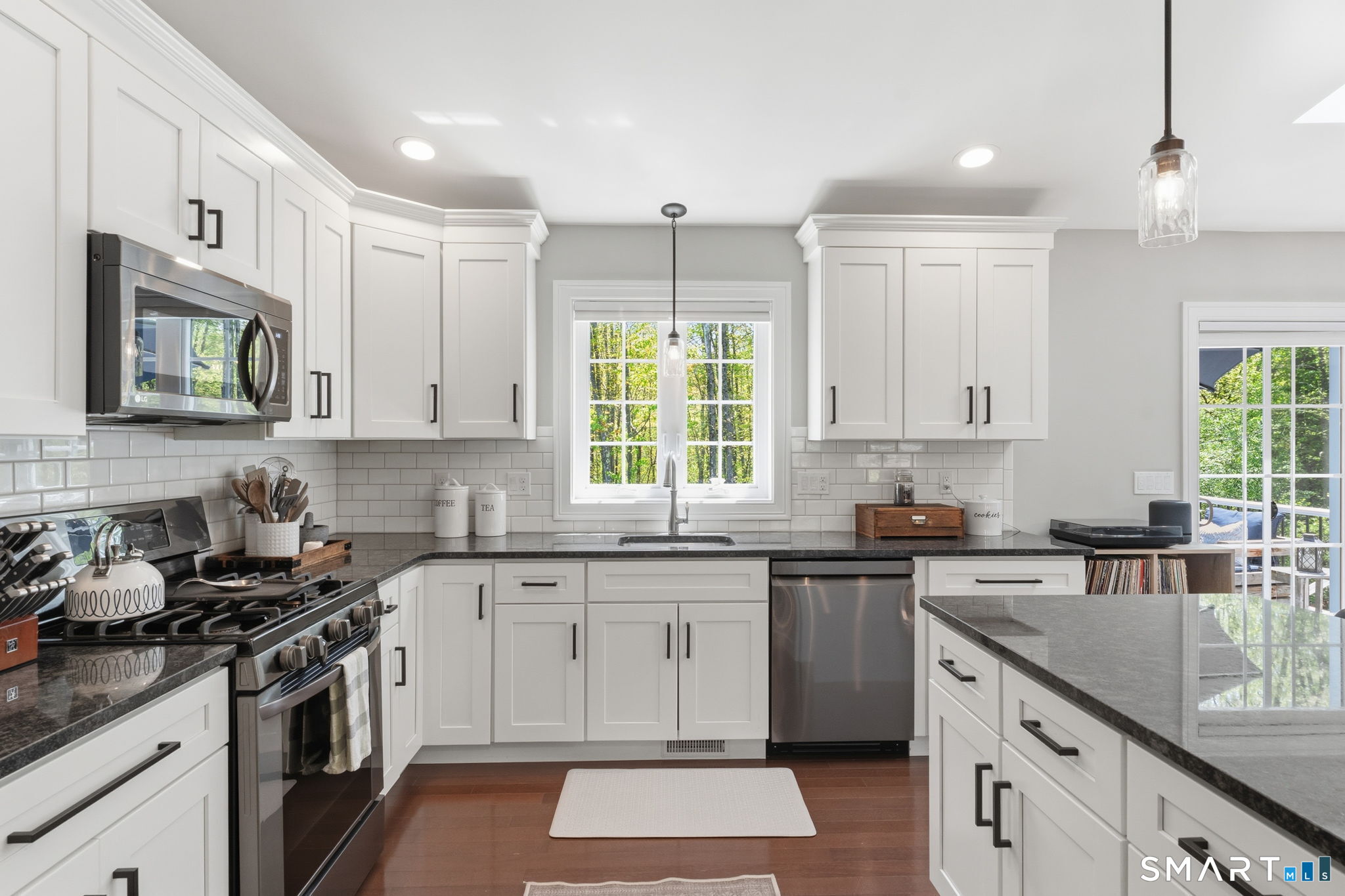 21 Juniper Road Bloomfield CT 06002