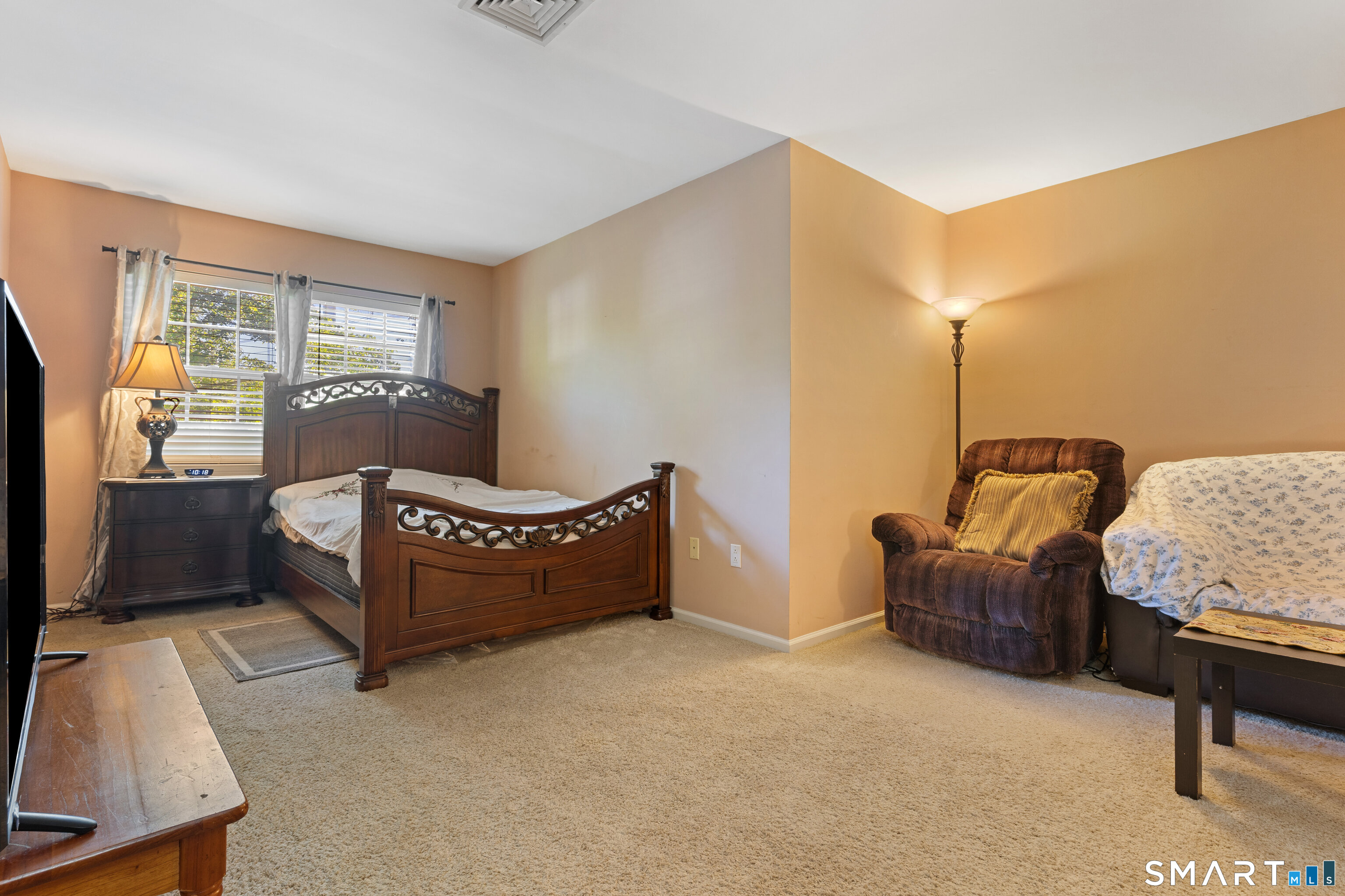 40 Lexington North Way Milford CT 06461