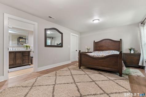 40 Lexington North Way Milford CT 06461