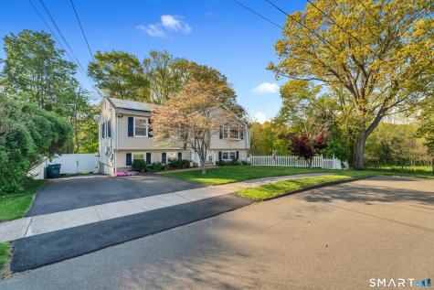 19 Robertson Drive Hamden CT 06518
