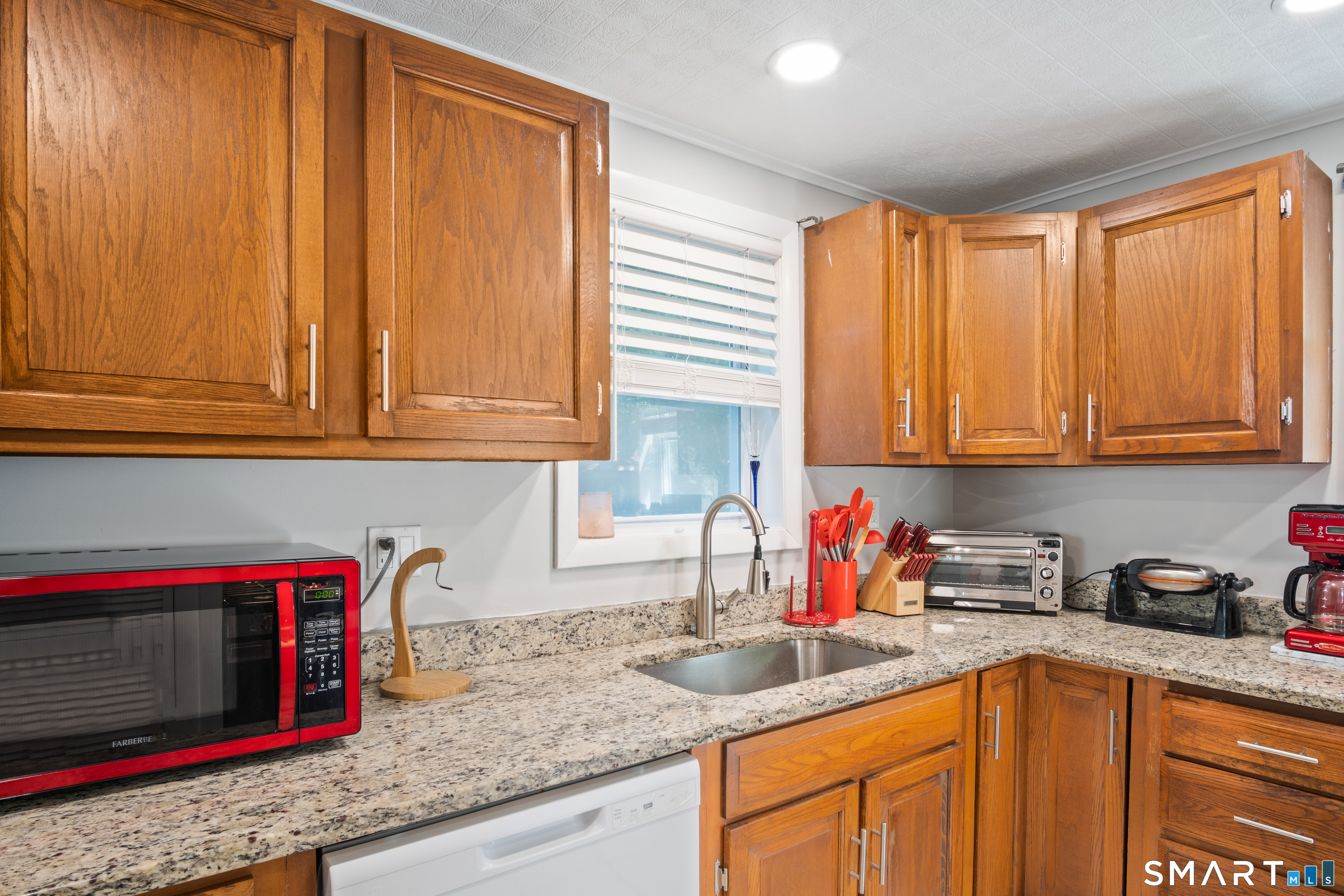 15 Lexington Avenue Norwich CT 06360
