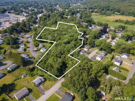 15 Lexington Avenue Norwich CT 06360