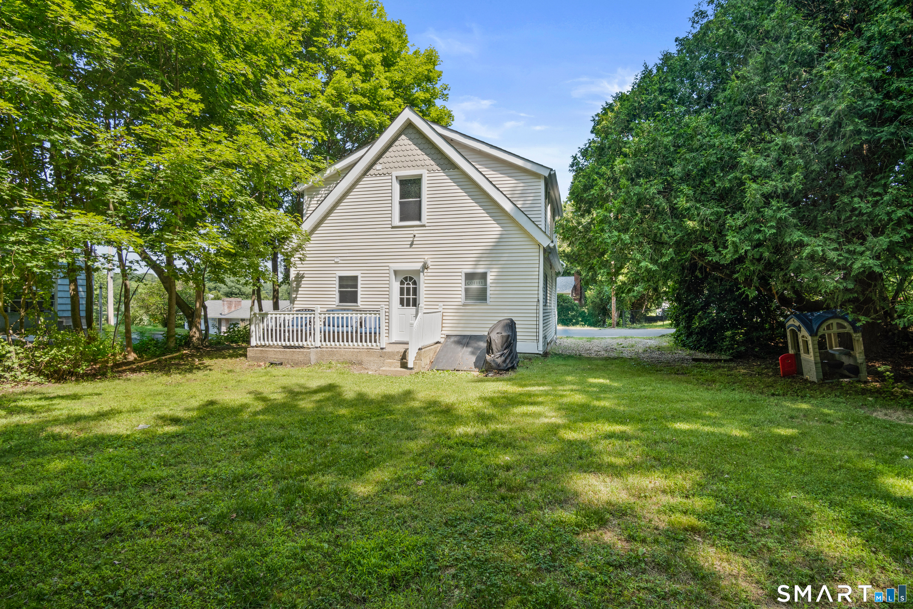 15 Lexington Avenue Norwich CT 06360