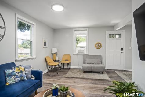 15 Lexington Avenue Norwich CT 06360