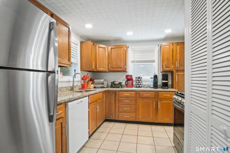 15 Lexington Avenue Norwich CT 06360