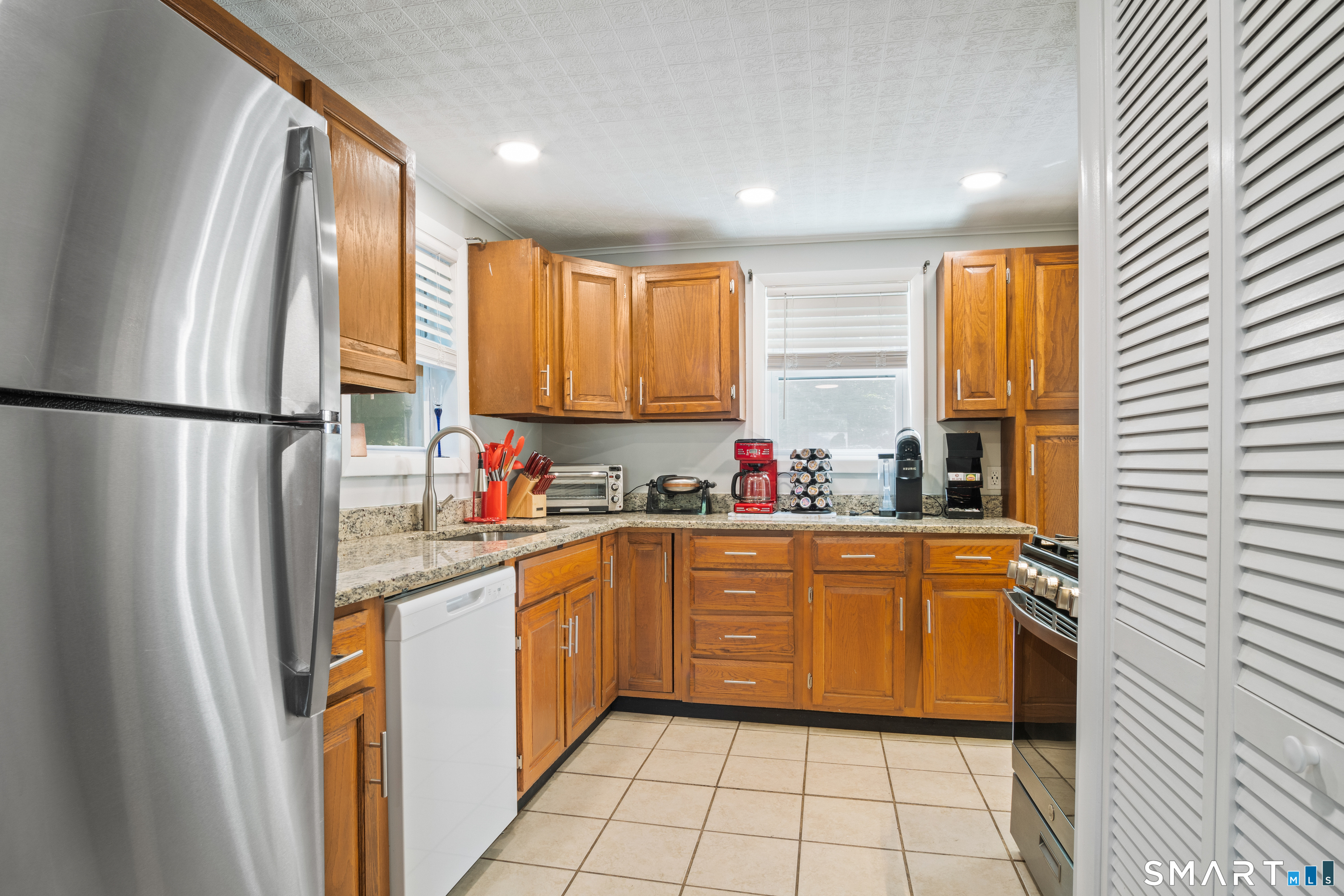 15 Lexington Avenue Norwich CT 06360
