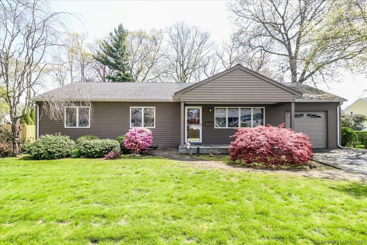 36 Burbank Drive Stratford CT 06614