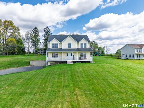 27 Maggie Court Plymouth CT 06786