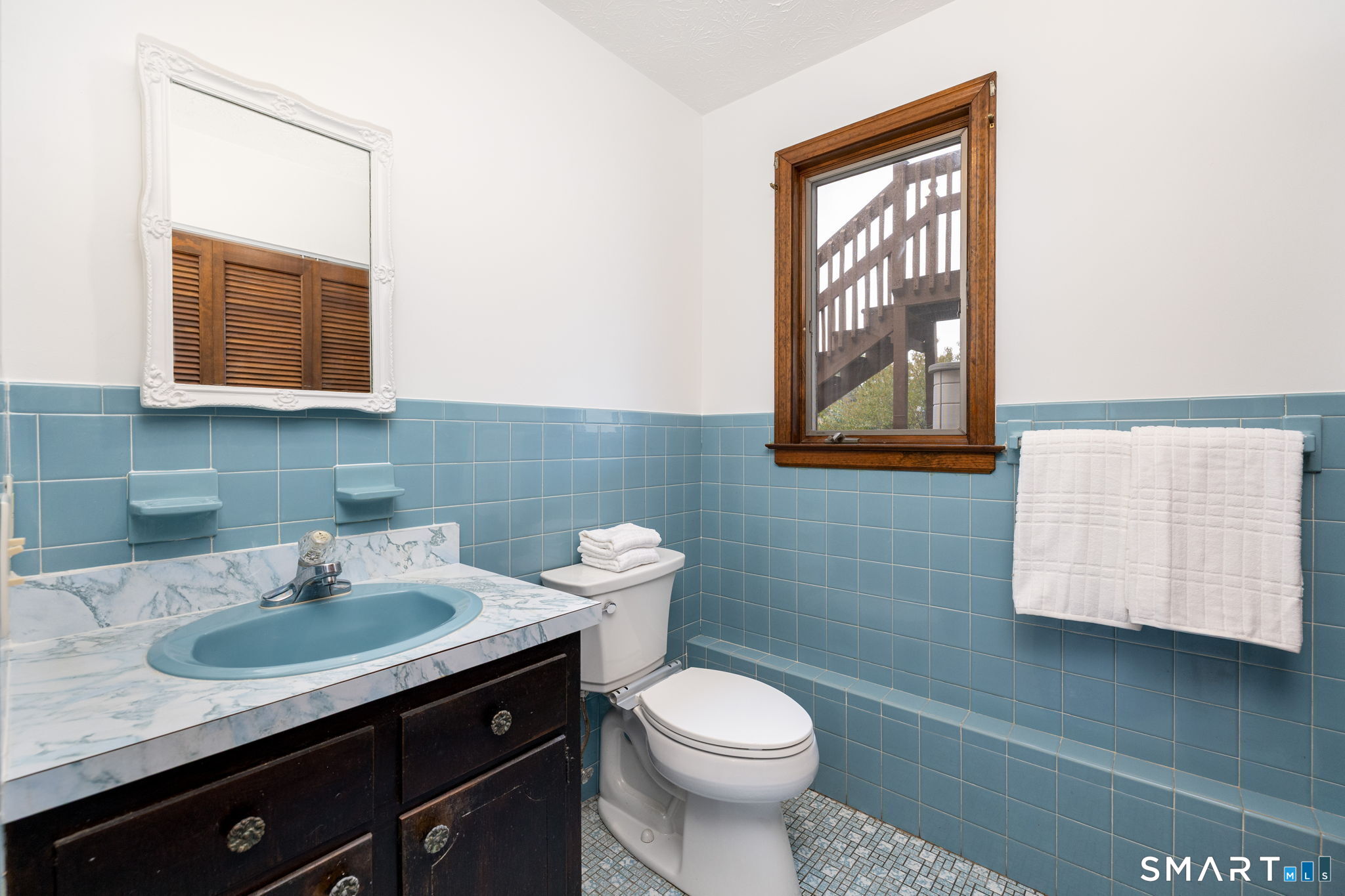 15 Colonial Drive Wethersfield CT 06109