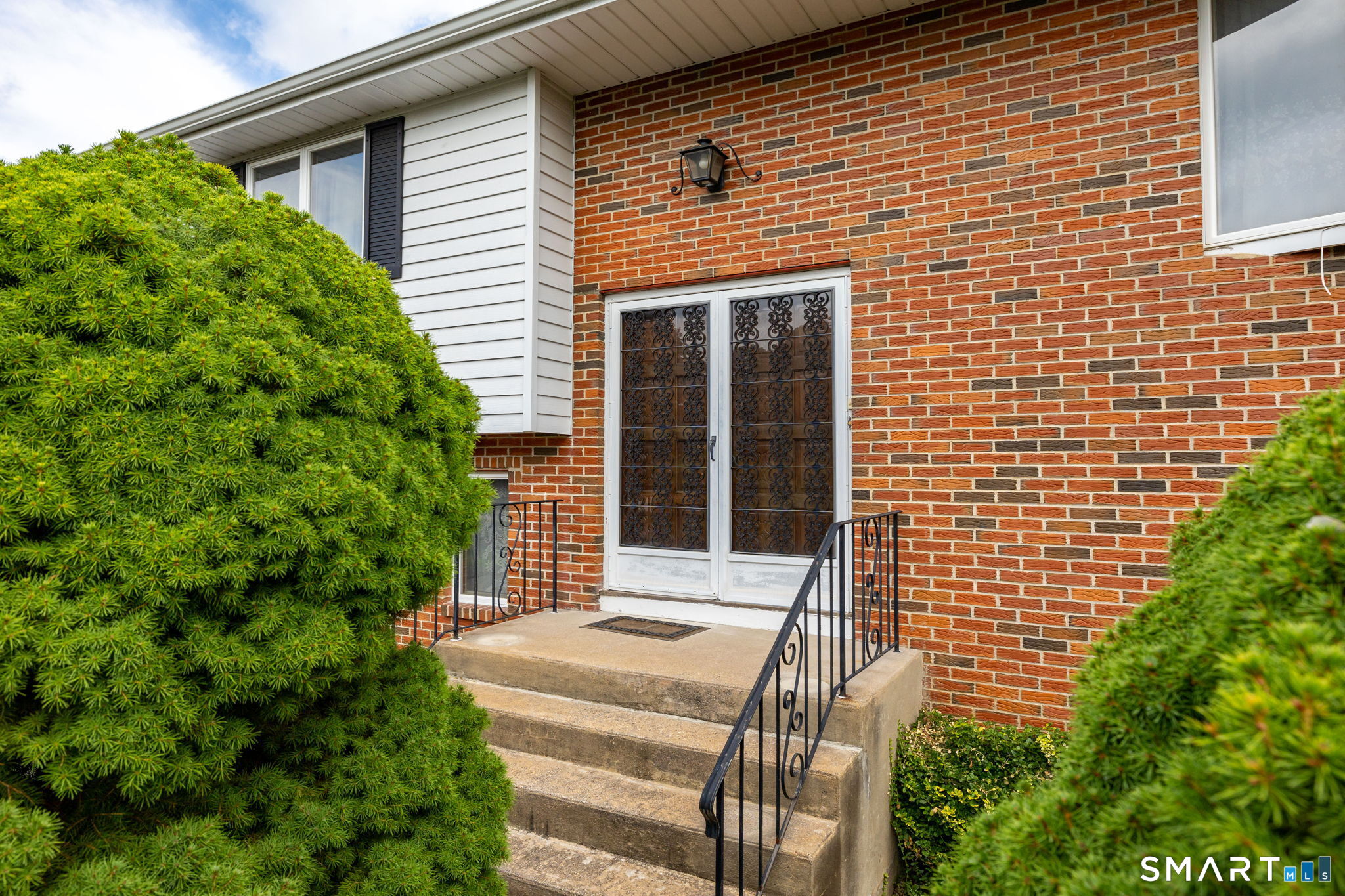 15 Colonial Drive Wethersfield CT 06109