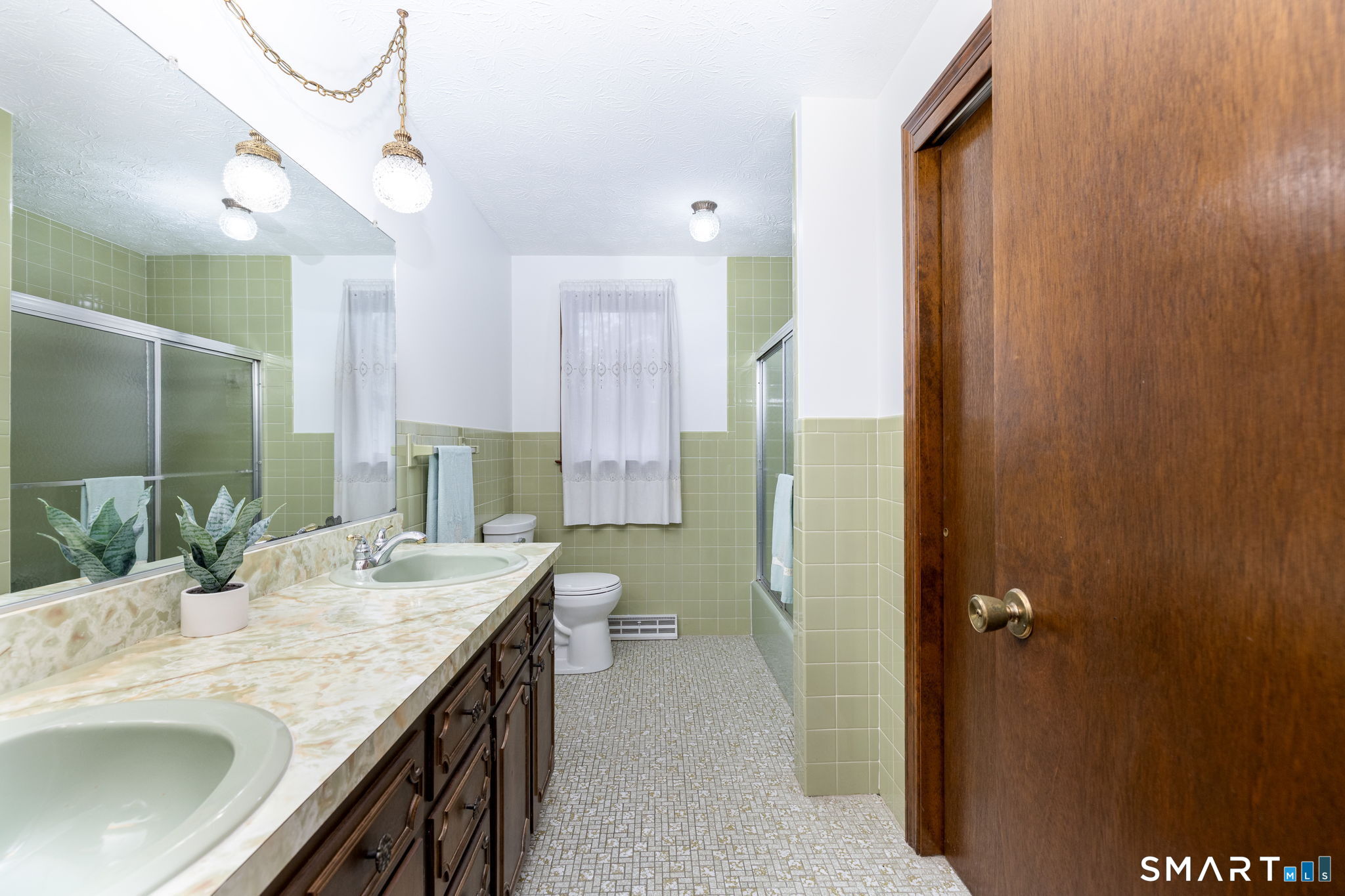 15 Colonial Drive Wethersfield CT 06109