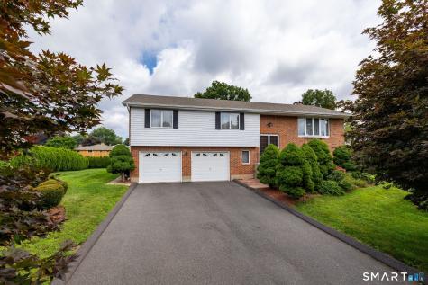 15 Colonial Drive Wethersfield CT 06109