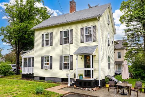 2 Middle Lane Simsbury CT 06070
