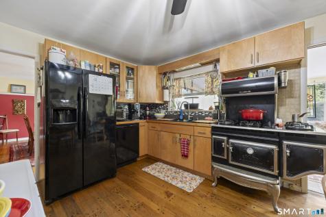 37 Woodland Drive North Branford CT 06472