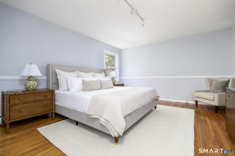 290 Red Fox Road Stamford CT 06903