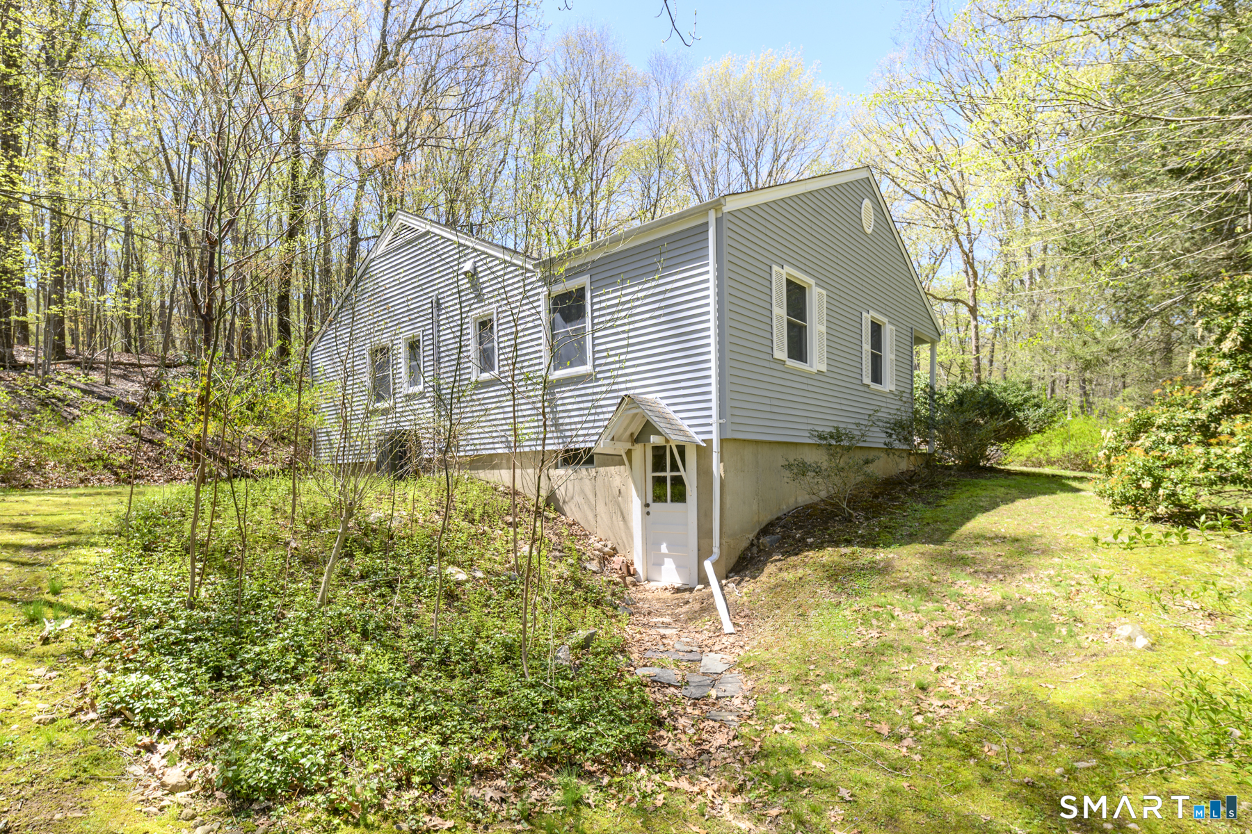 290 Red Fox Road Stamford CT 06903