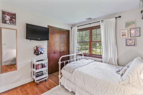 16 Pond Crest Road Danbury CT 06811