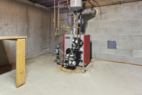 296 Liberty Highway Putnam CT 06260