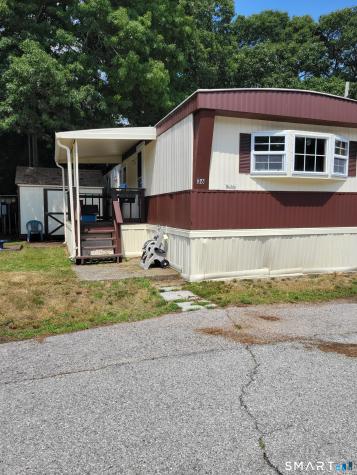 1042 Poquonnock Road Groton CT 06340