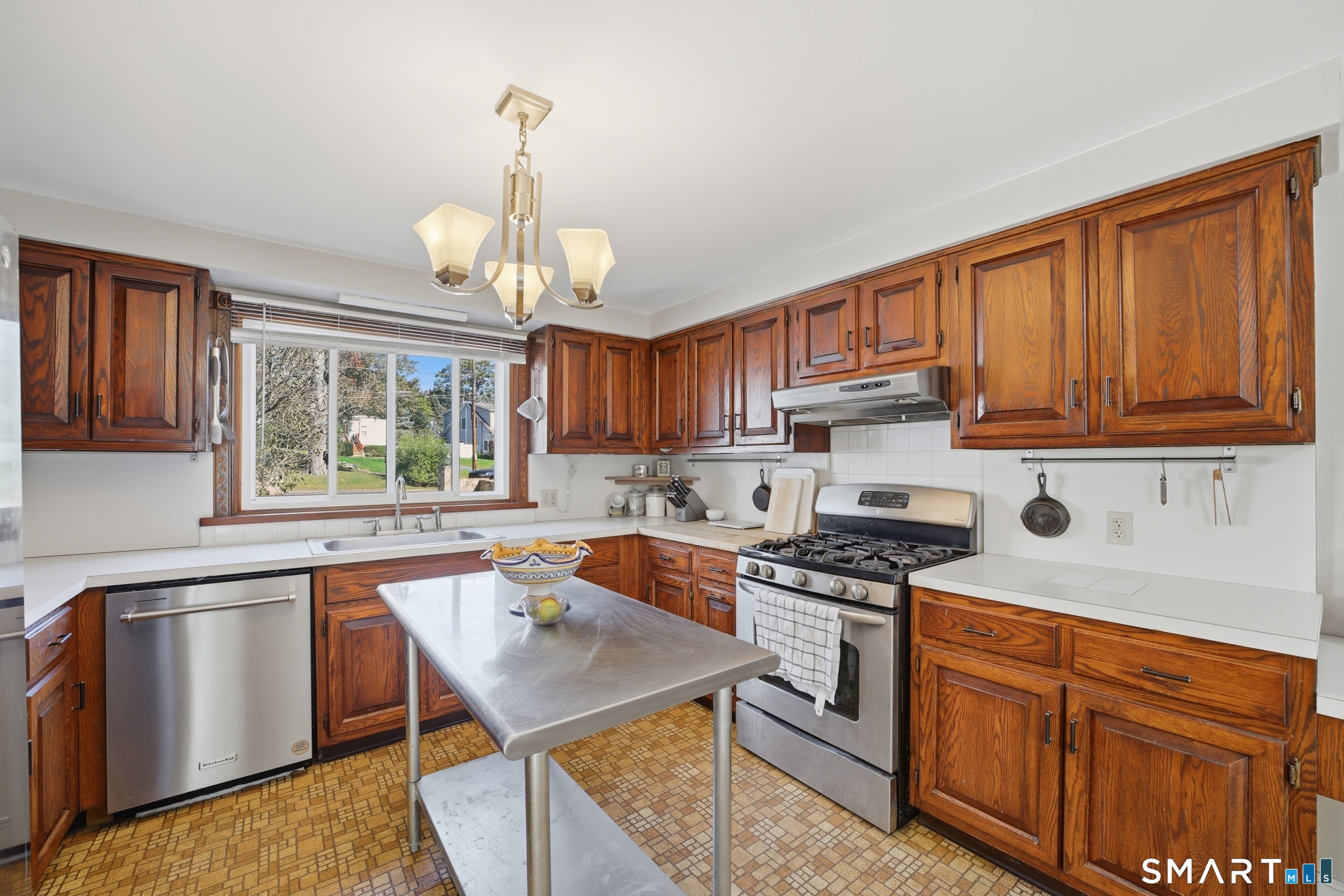 65 Bellmere Avenue Stamford CT 06906