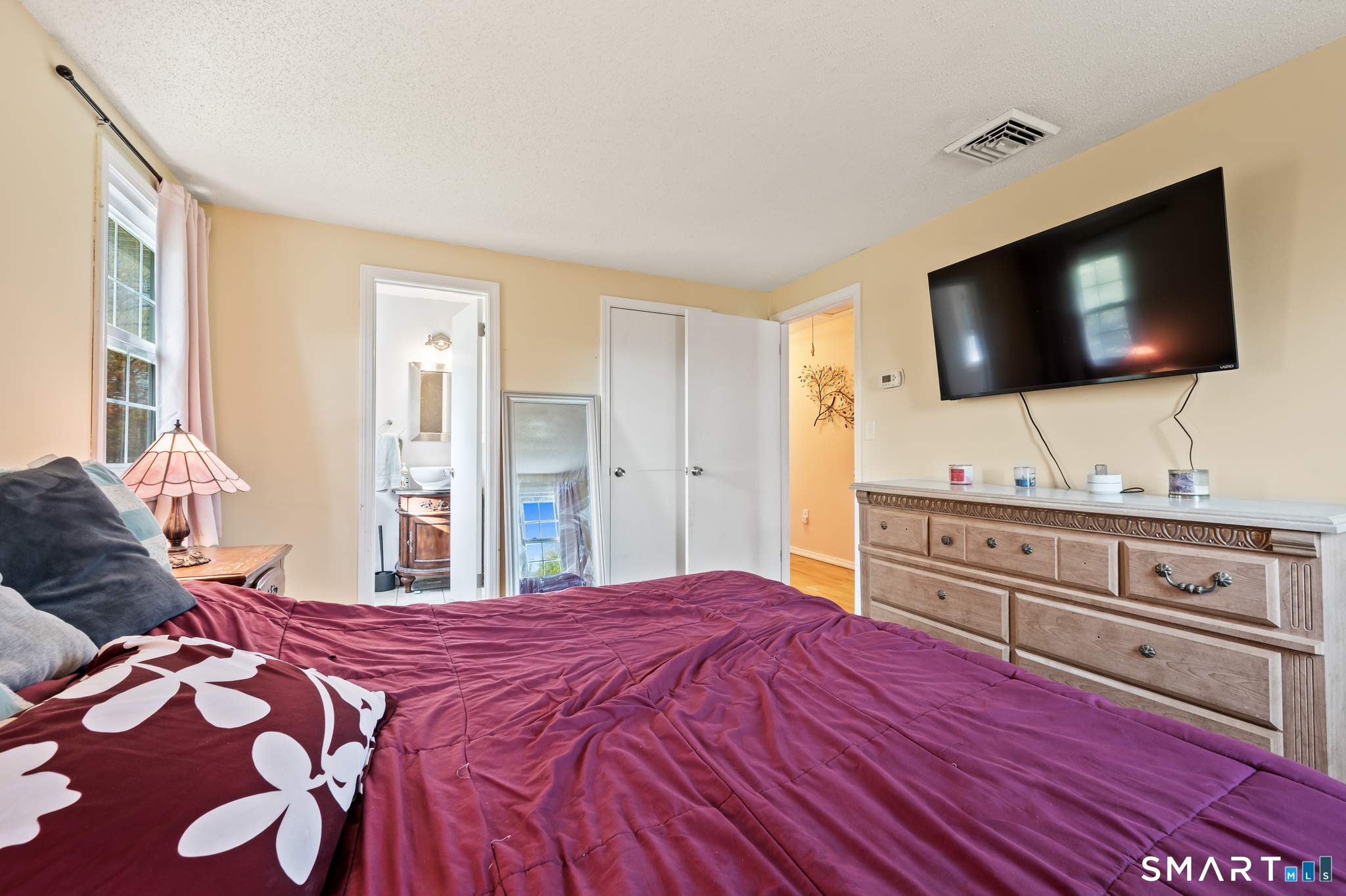 136 Murielle Drive South Windsor CT 06074