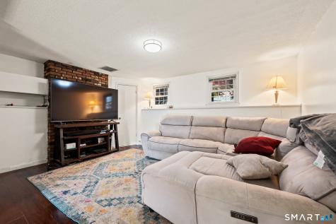 136 Murielle Drive South Windsor CT 06074