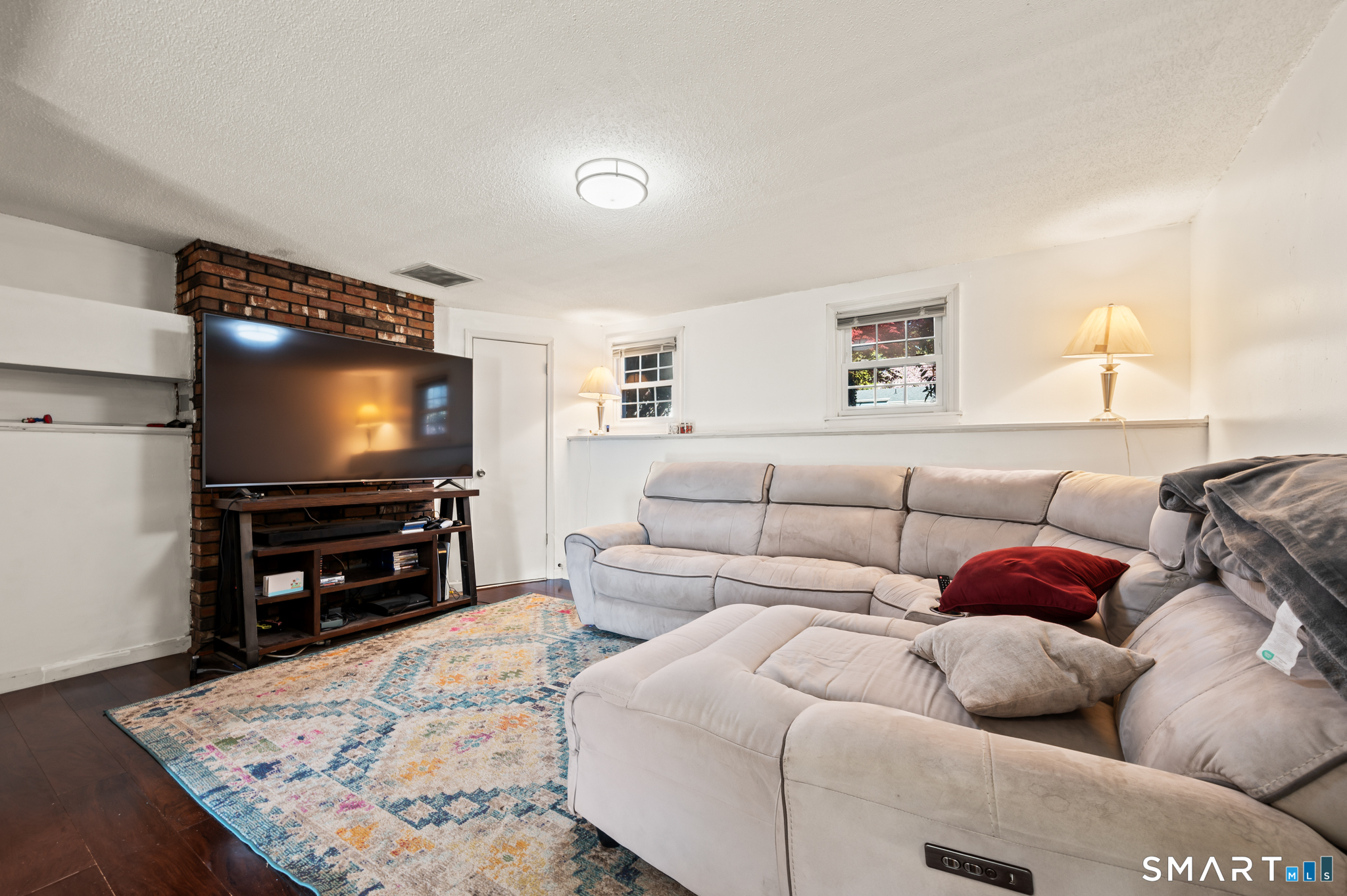 136 Murielle Drive South Windsor CT 06074