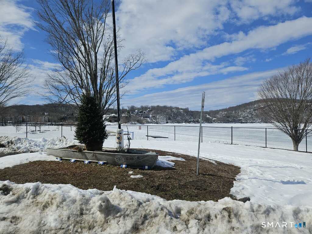 11 South Cove Road Danbury CT 06811