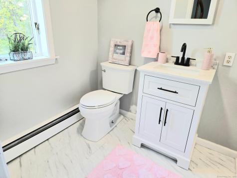 297 Wickham Road Glastonbury CT 06033