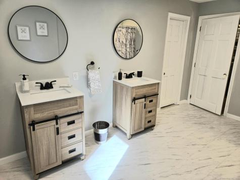 297 Wickham Road Glastonbury CT 06033