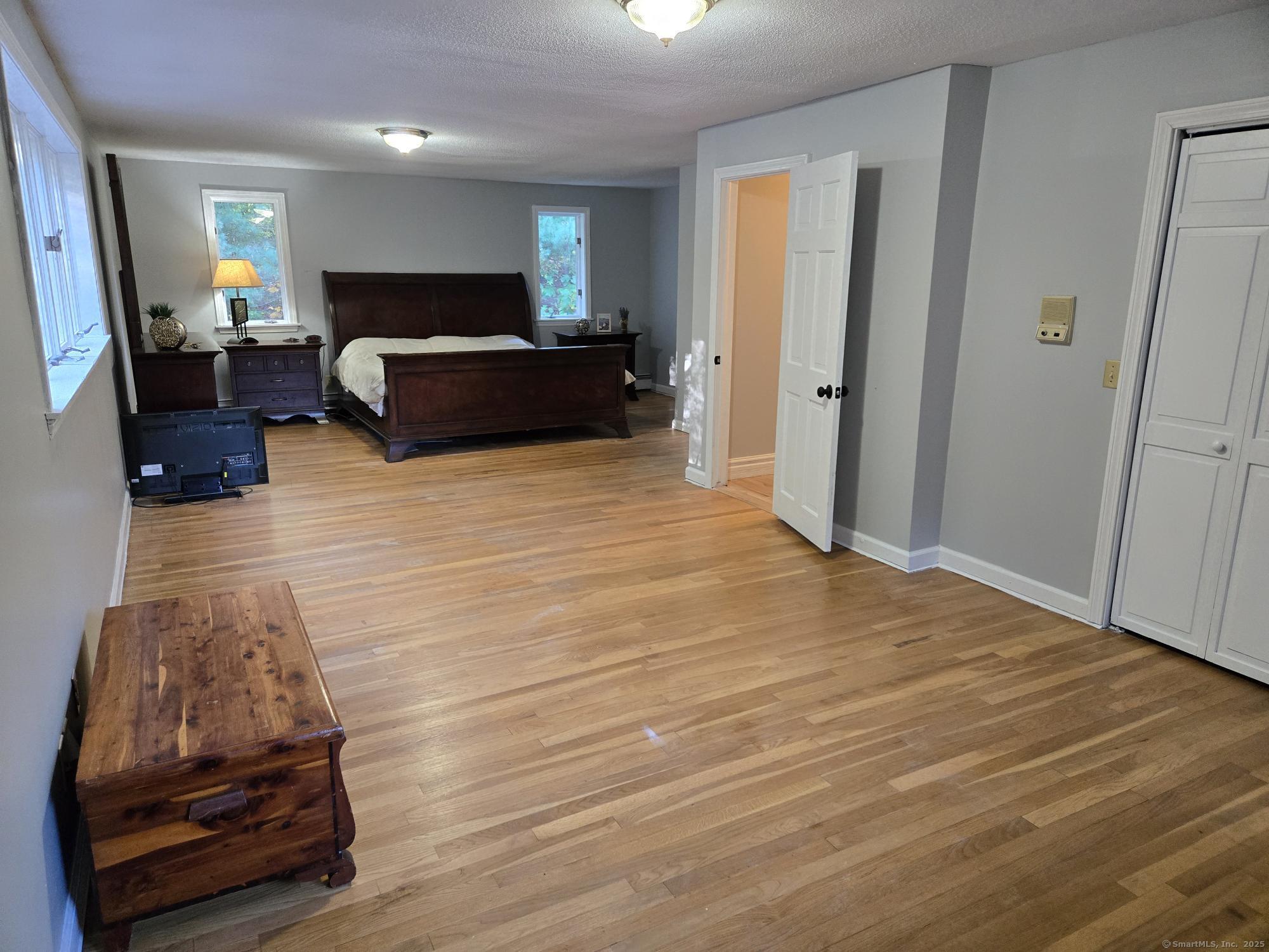 297 Wickham Road Glastonbury CT 06033