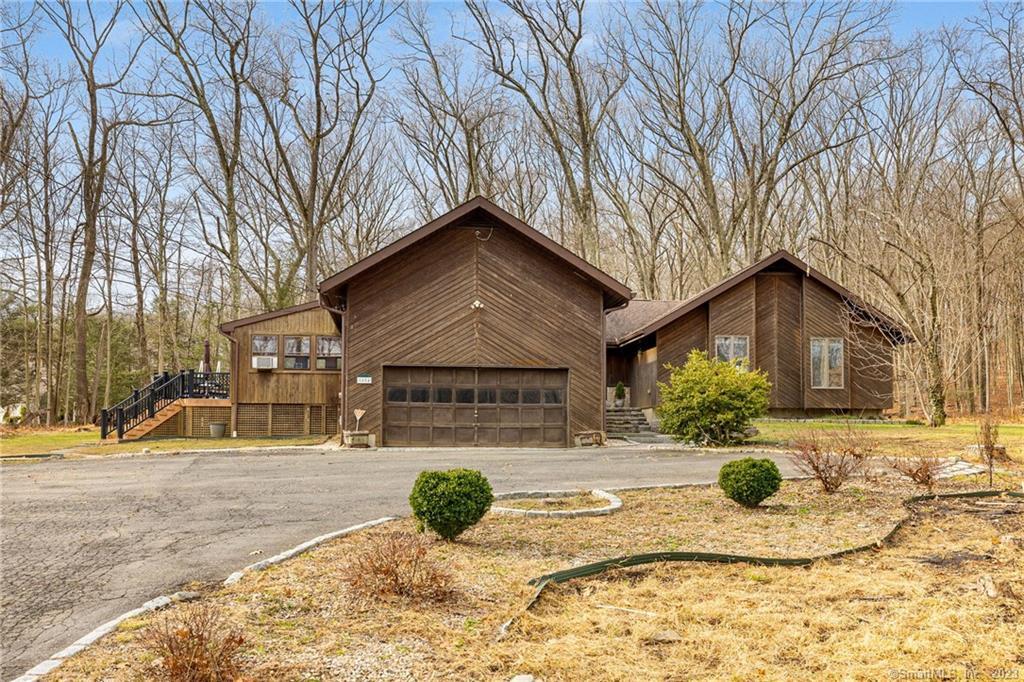1054 Bullet Hill Road Southbury CT 06488