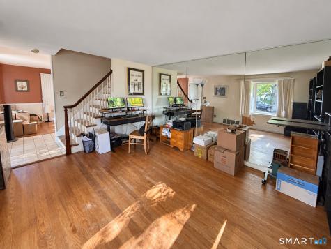 106 Greenhill Terrace New Haven CT 06515