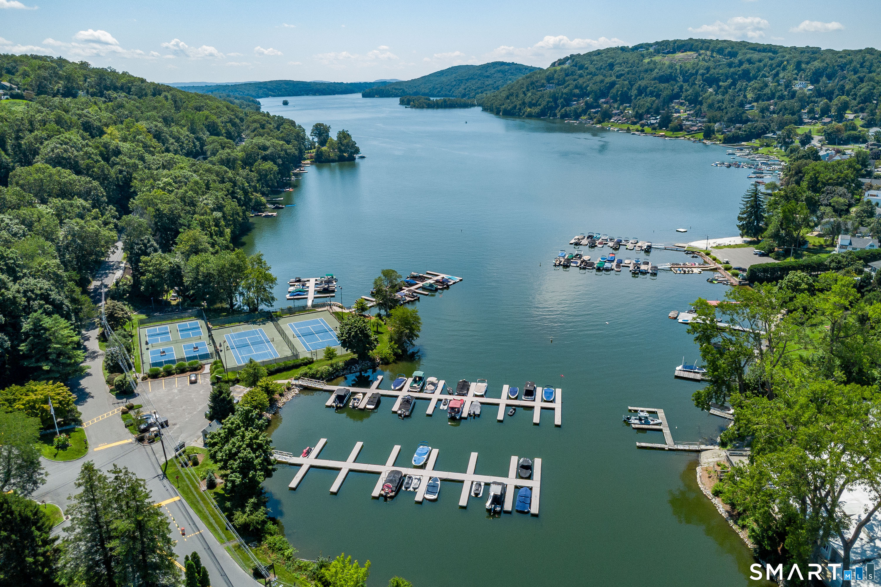 36 Sunset Trail New Fairfield CT 06812