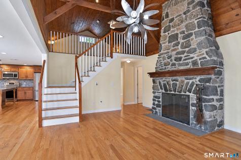36 Sunset Trail New Fairfield CT 06812