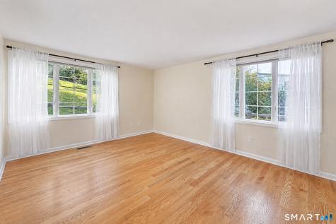 36 Sunset Trail New Fairfield CT 06812