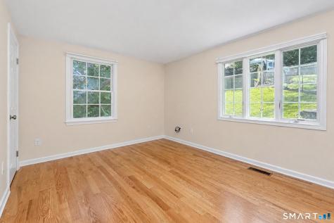 36 Sunset Trail New Fairfield CT 06812