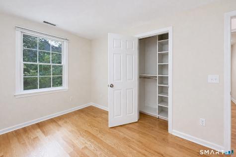 36 Sunset Trail New Fairfield CT 06812