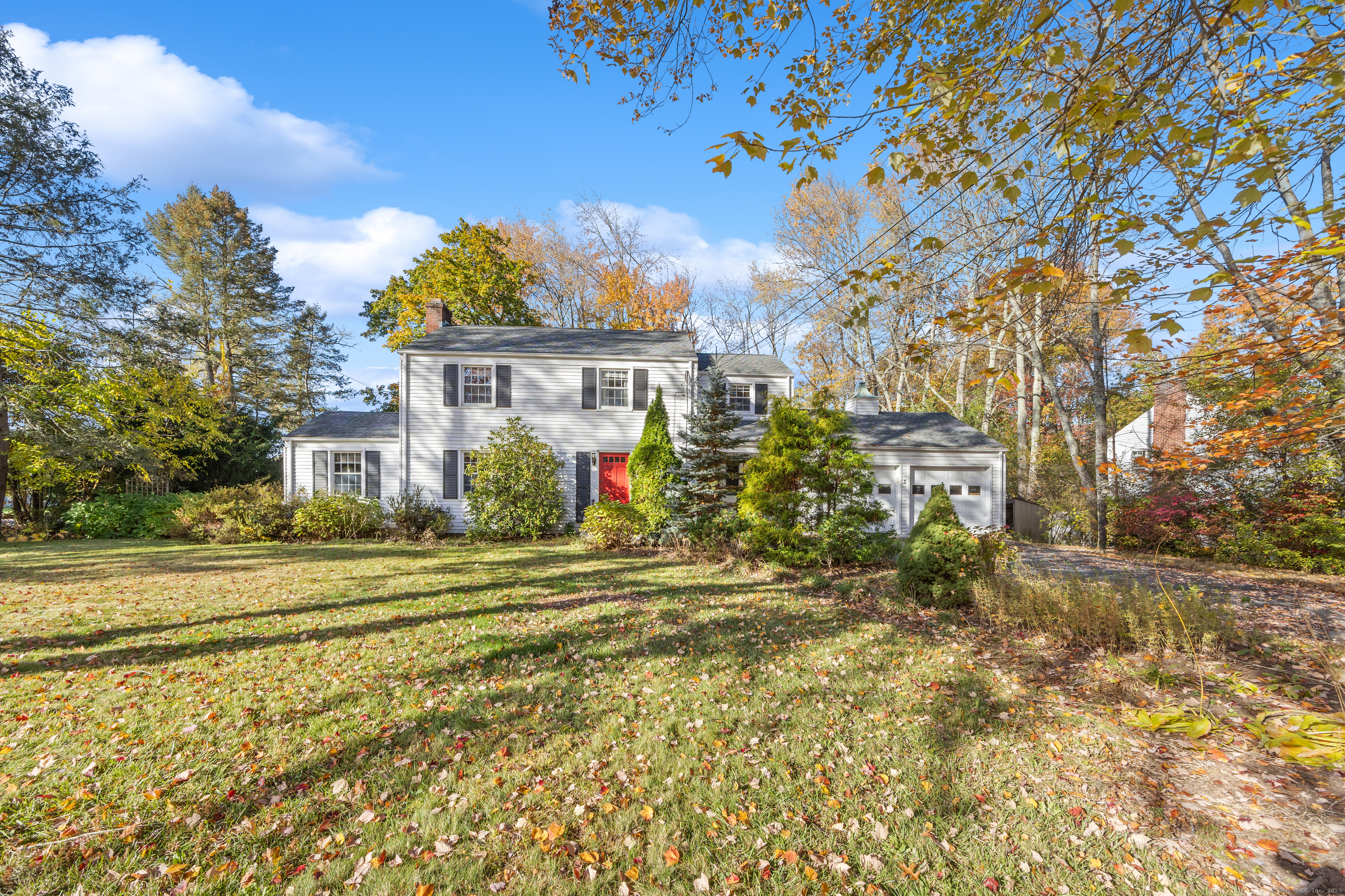 3 Pilgrim Road West Hartford CT 06117