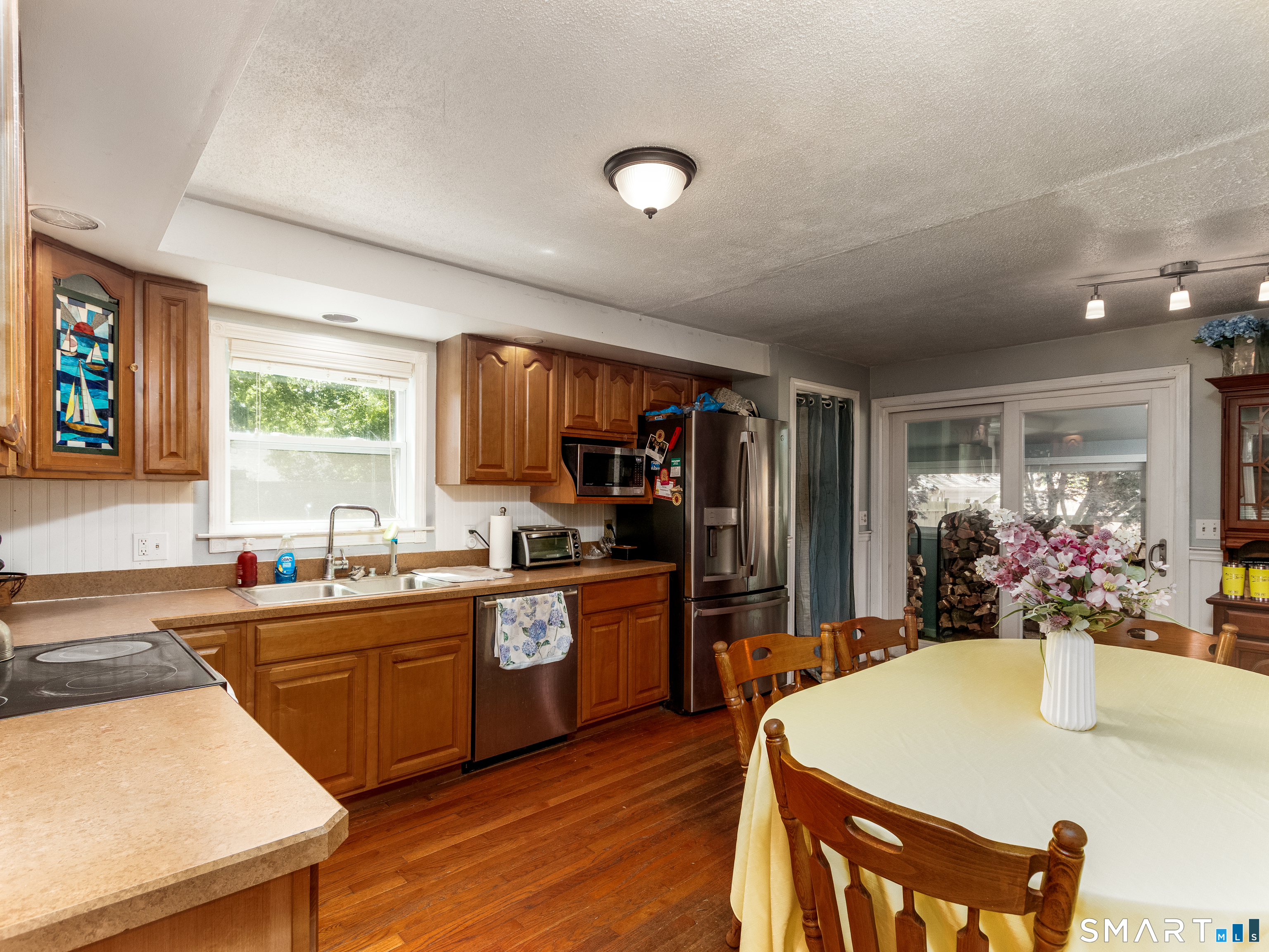 15 Bluff Avenue Clinton CT 06413