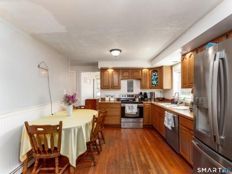 15 Bluff Avenue Clinton CT 06413