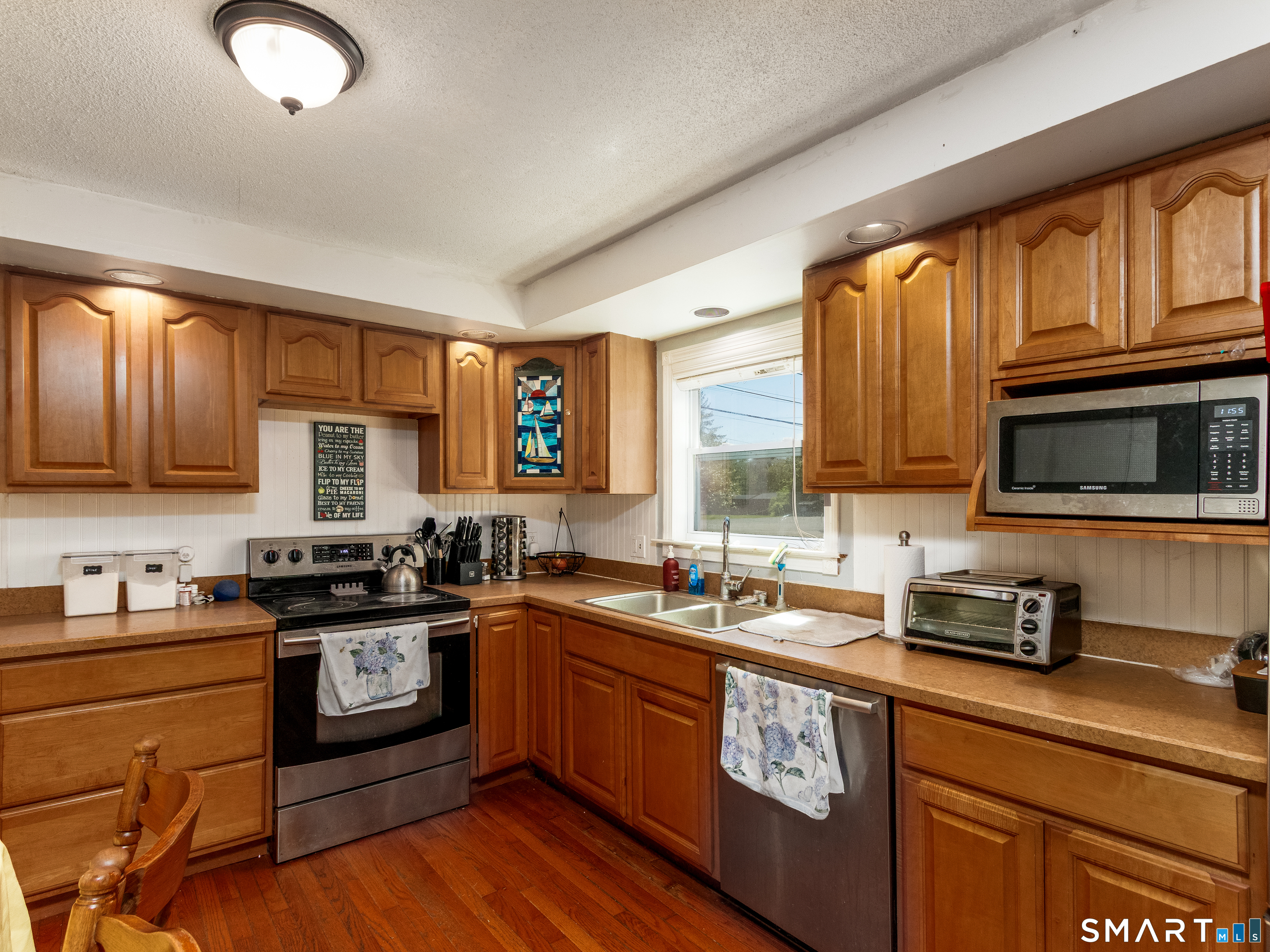 15 Bluff Avenue Clinton CT 06413