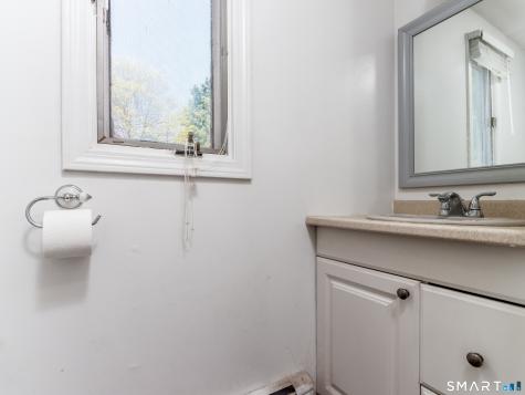 15 Bluff Avenue Clinton CT 06413