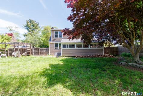 15 Bluff Avenue Clinton CT 06413
