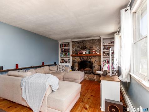 15 Bluff Avenue Clinton CT 06413