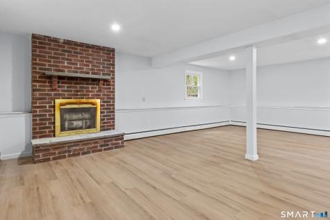 20 Quiet Woods Road East Hampton CT 06424