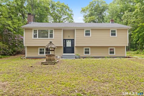 20 Quiet Woods Road East Hampton CT 06424