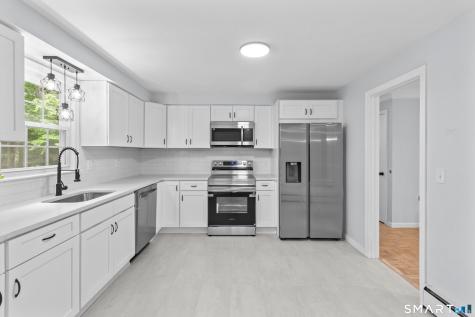 20 Quiet Woods Road East Hampton CT 06424